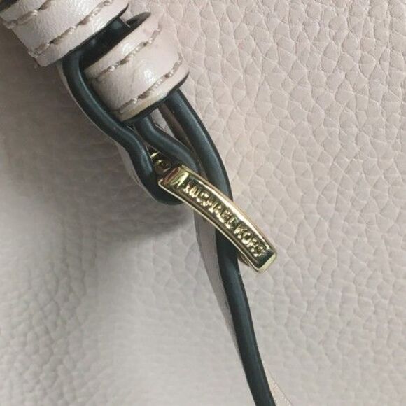 Michael Kors Small Pink Leather Bucket Crossbody Messenger Tote Bag Purse $348 - Picture 11 of 14